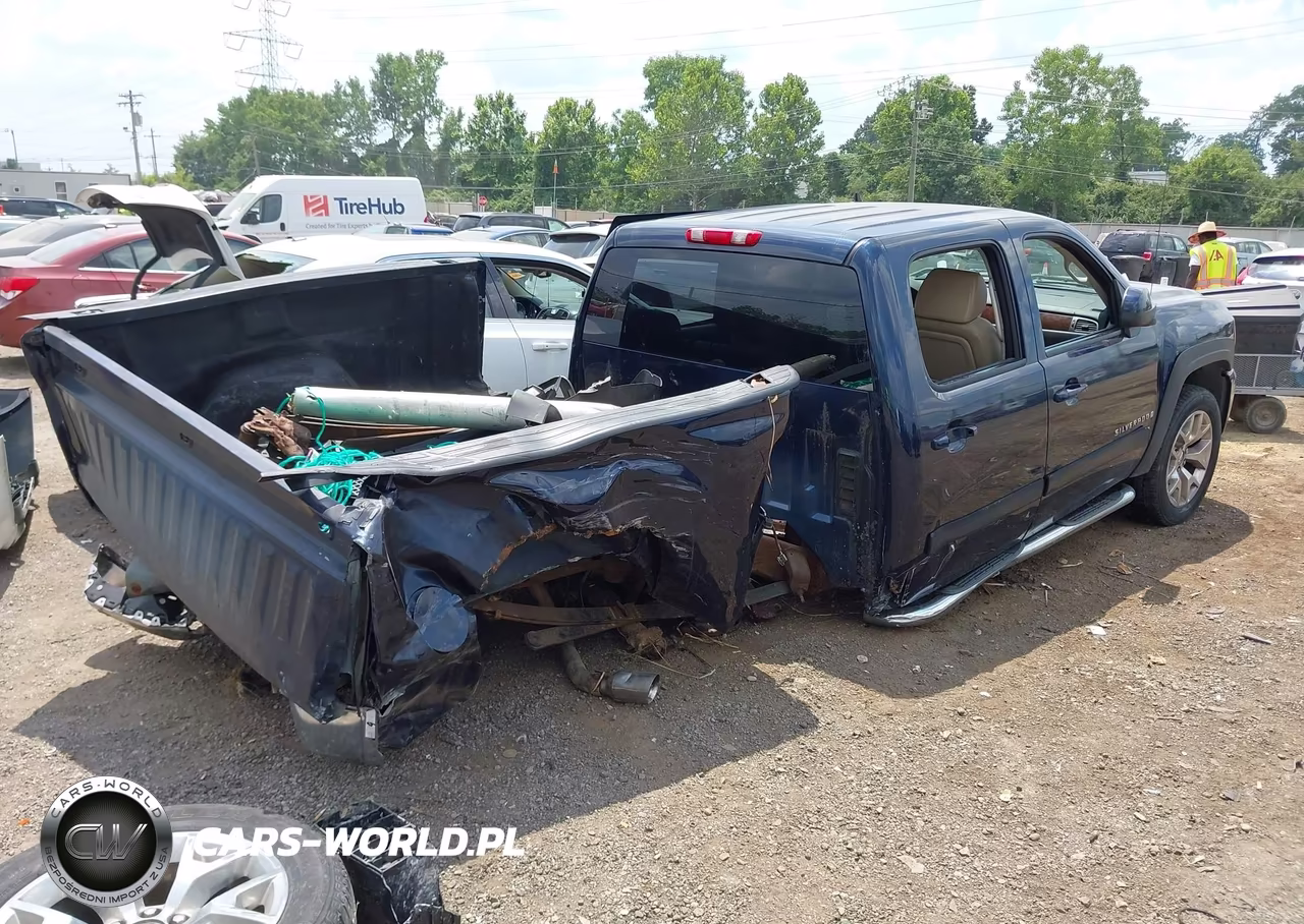 2007 Chevrolet Silverado 1500 Ltz VIN:2GCEC130171658360 - 4