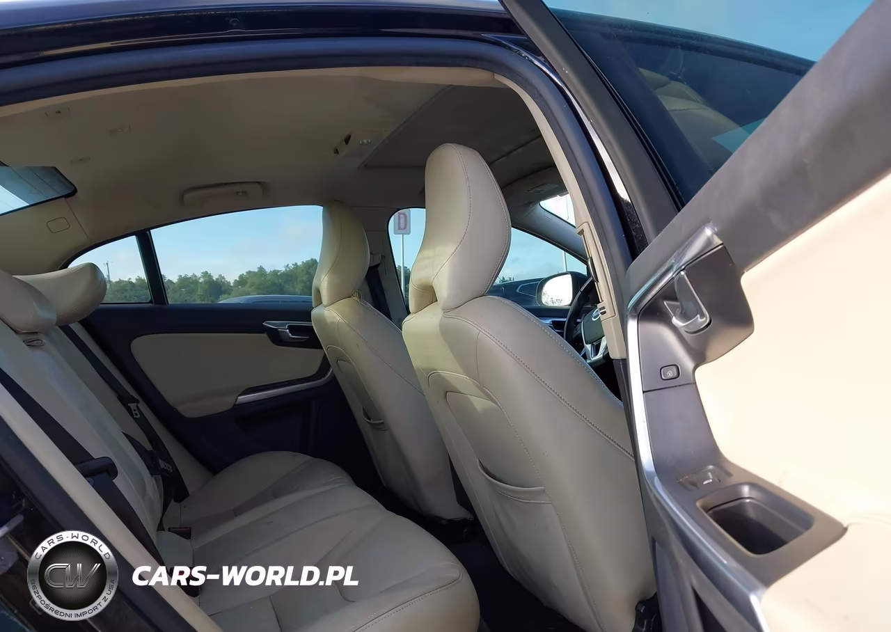 2017 Volvo S60 T5 Dynamic VIN:YV140MTL7H2420816 - 8