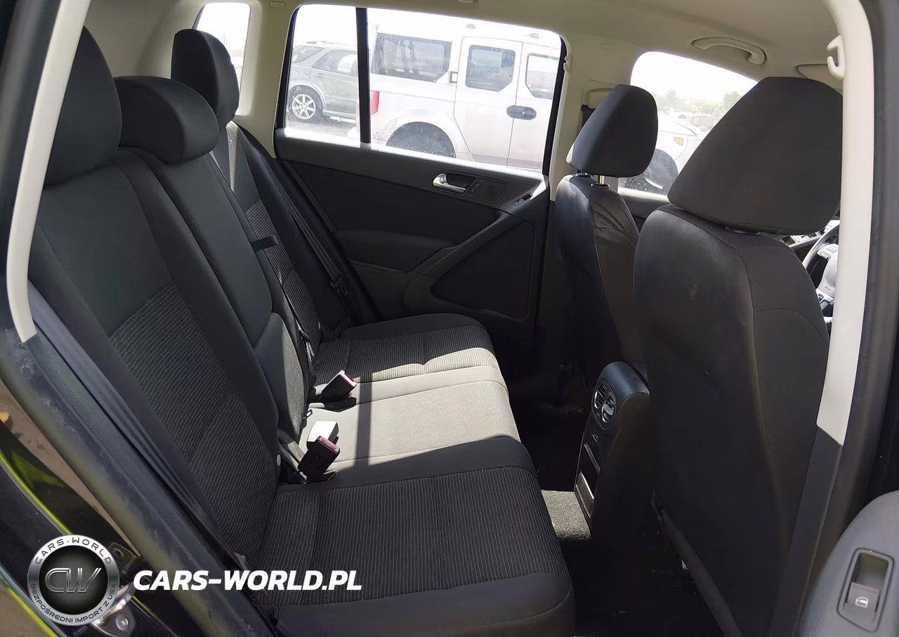 2013 Volkswagen Tiguan S VIN:WVGAV3AX4DW593587 - 8