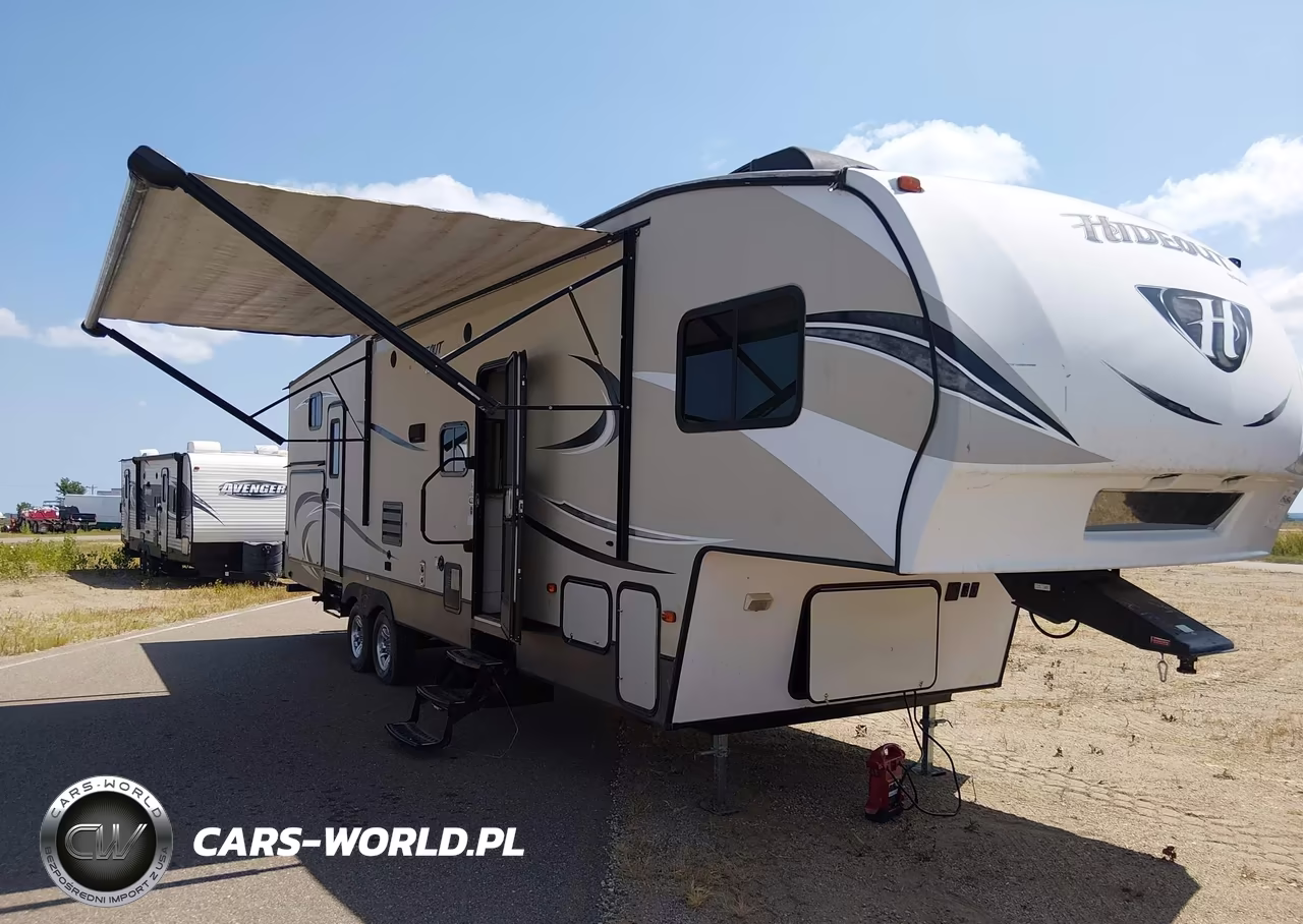 2018 Keystone Other VIN:4YDF30822J7240597 - 1