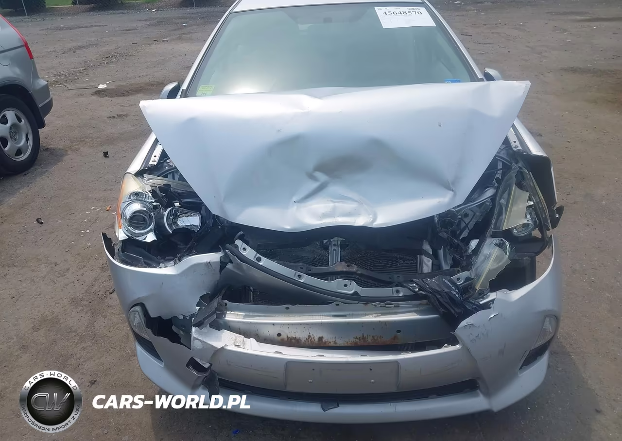 2013 Toyota Prius C Two VIN:JTDKDTB3XD1046831 - 6