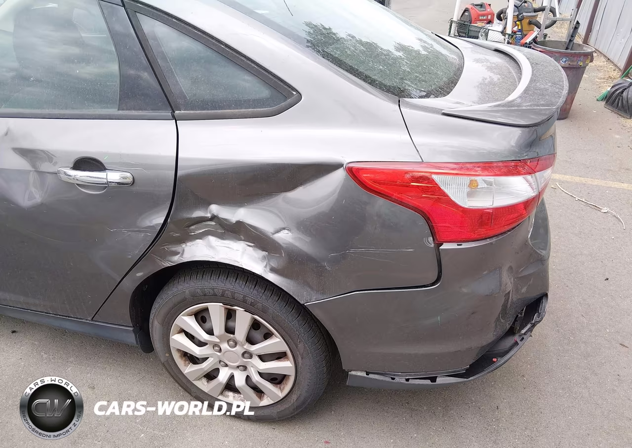 2014 Ford Focus Se VIN:1FADP3F23EL254725 - 6