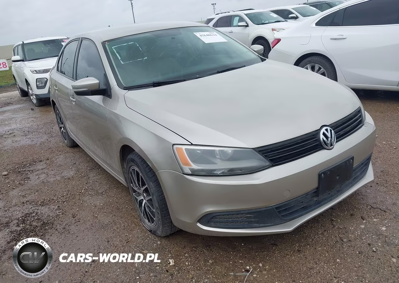 2014 Volkswagen Jetta 1.8T Se – zdjęcie 1 z 11
