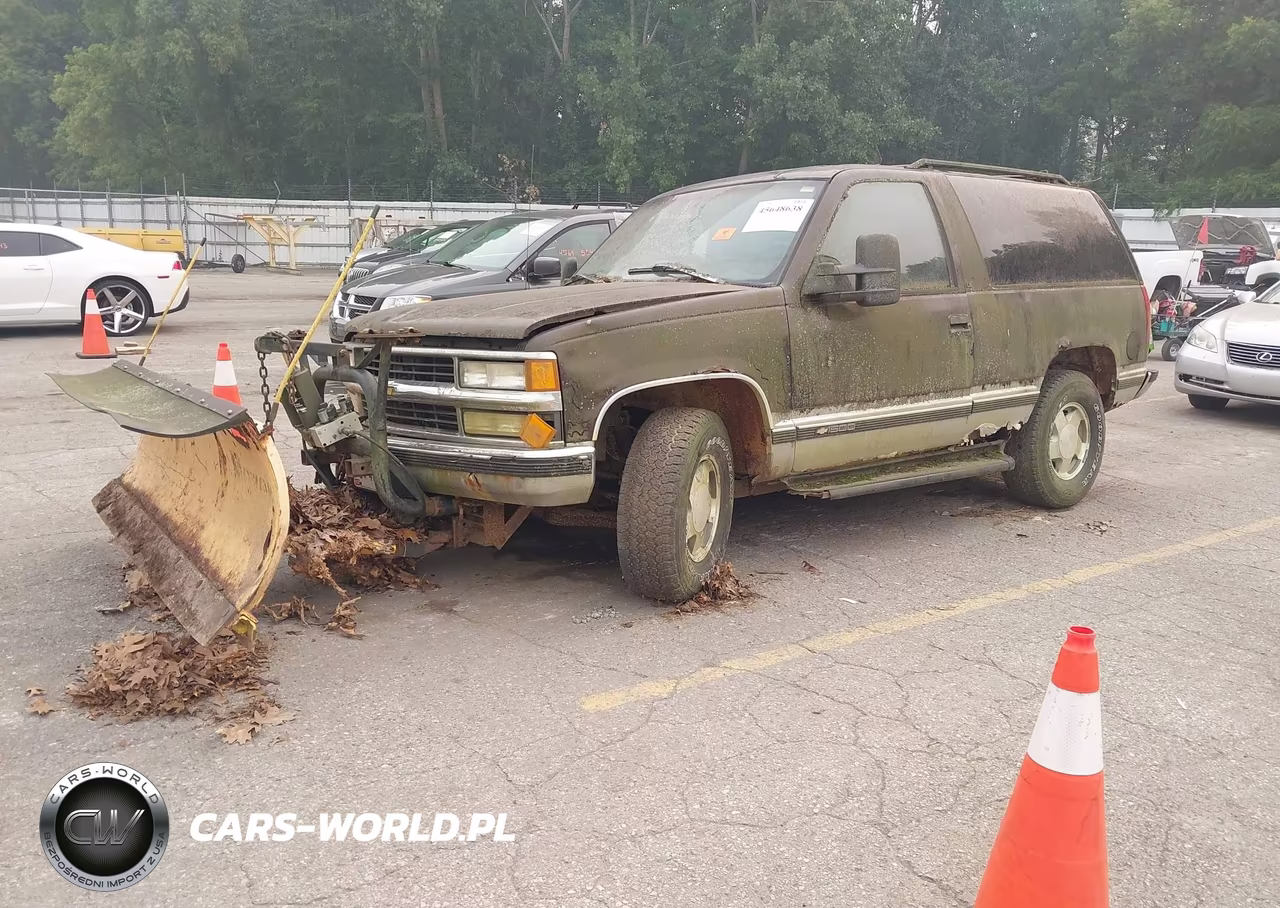 1996 Chevrolet Tahoe K1500 VIN:3GNEK18RXTG163206 - 2