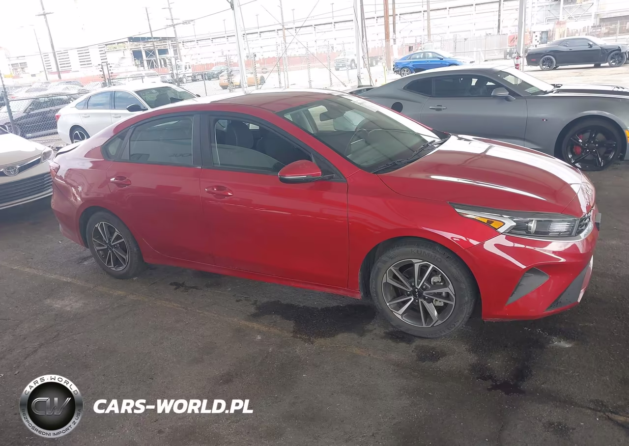 2023 Kia Forte Lxs VIN:3KPF24AD1PE543842 - 13
