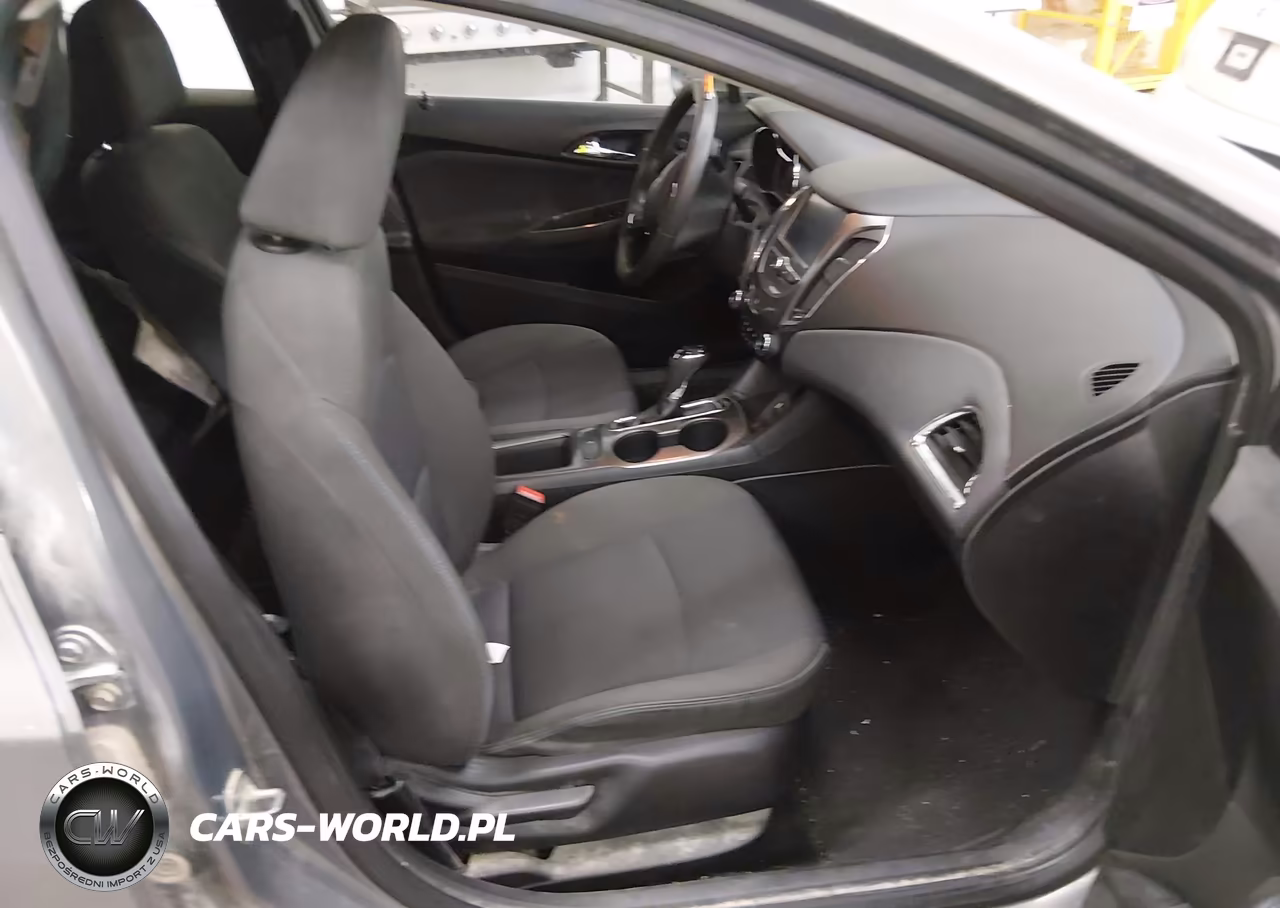 2018 Chevrolet Cruze Lt Auto VIN:1G1BE5SM8J7140340 - 5