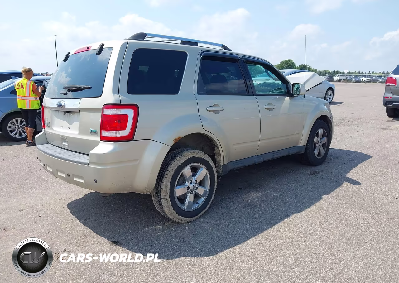 2011 Ford Escape Limited VIN:1FMCU9EGXBKA98209 - 4