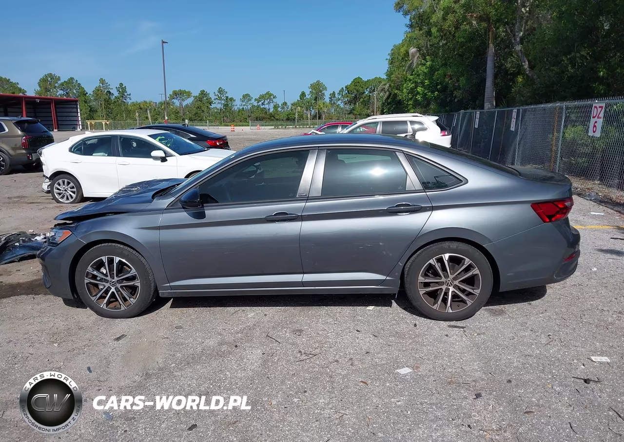 2024 Volkswagen Jetta 1.5T Sport VIN:3VWBM7BU2RM051285 - 14