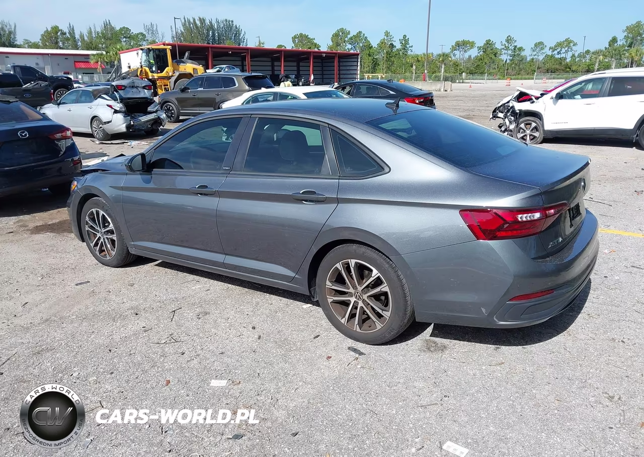 2024 Volkswagen Jetta 1.5T Sport VIN:3VWBM7BU2RM051285 - 3