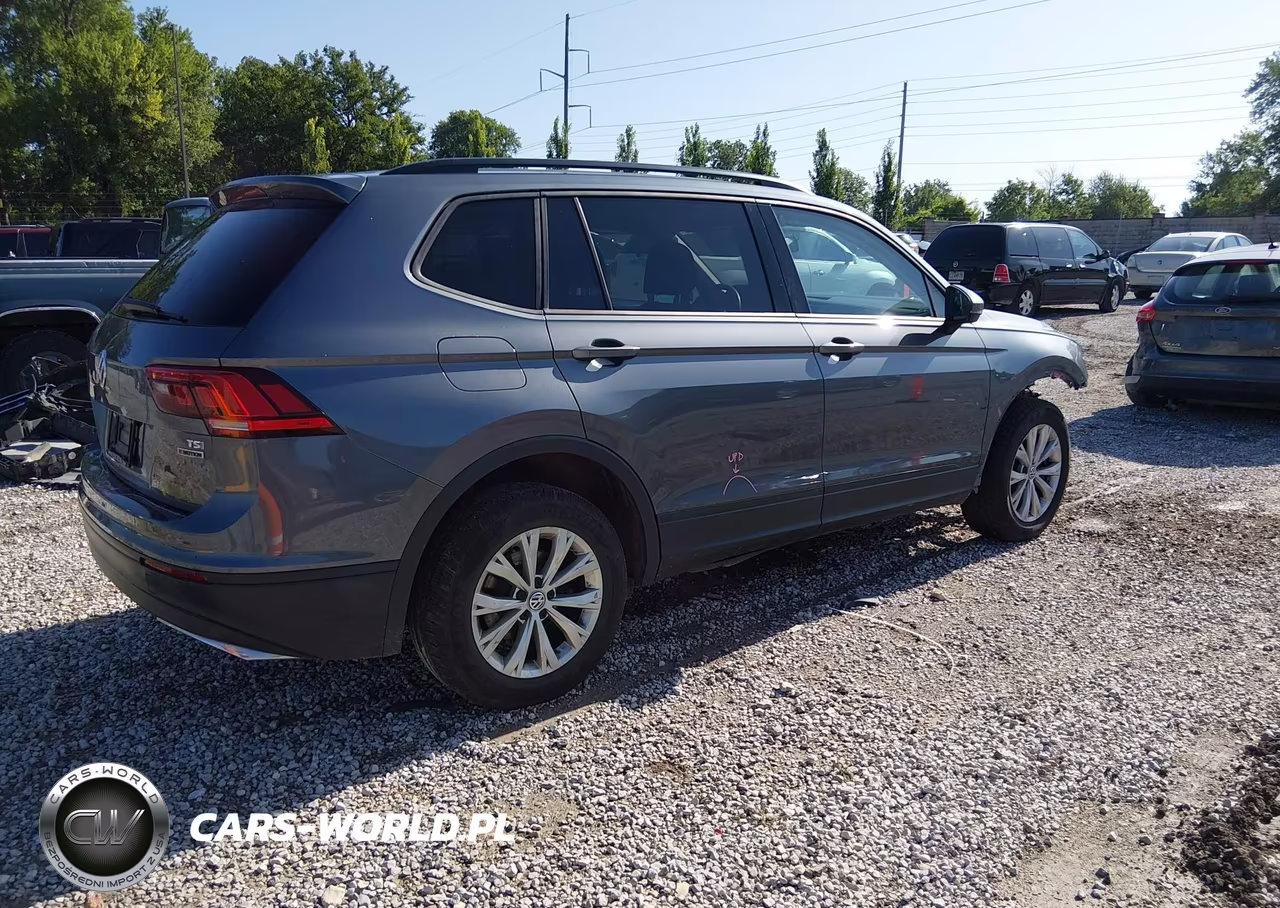 2018 Volkswagen Tiguan 2.0T S VIN:3VV0B7AX9JM111869 - 4