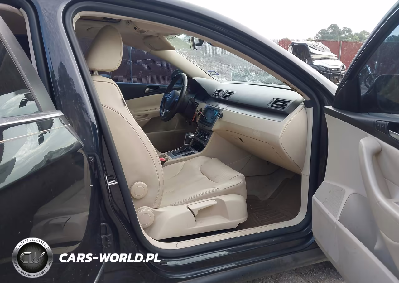 2010 Volkswagen Passat Komfort VIN:WVWJK7AN3AE139559 - 5