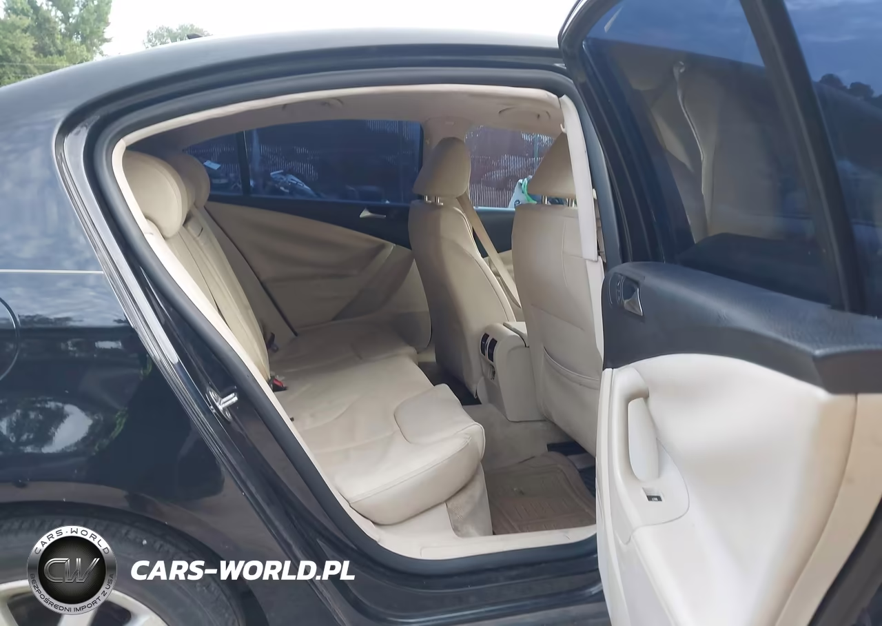 2010 Volkswagen Passat Komfort VIN:WVWJK7AN3AE139559 - 8