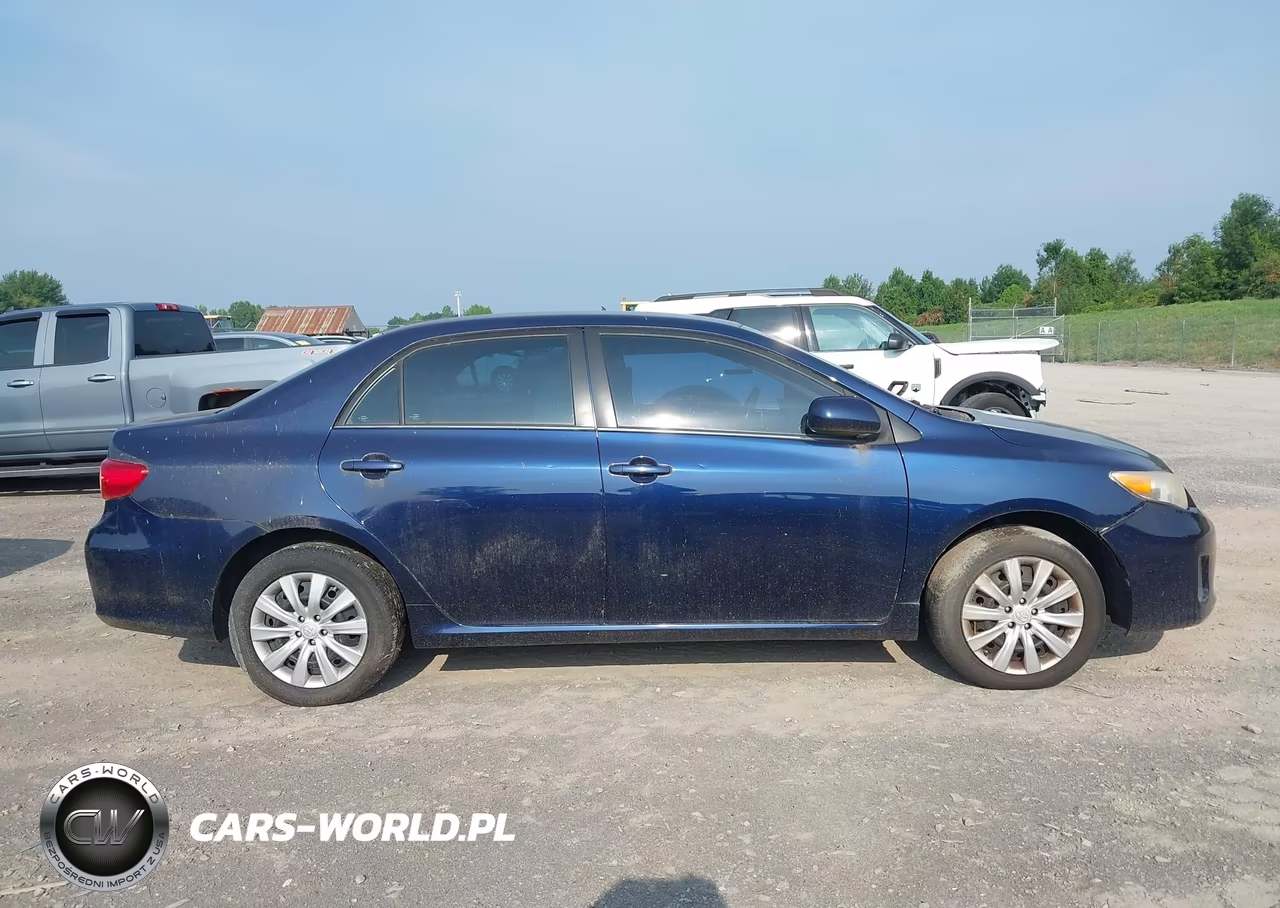 2013 Toyota Corolla Le VIN:5YFBU4EE9DP150936 - 13