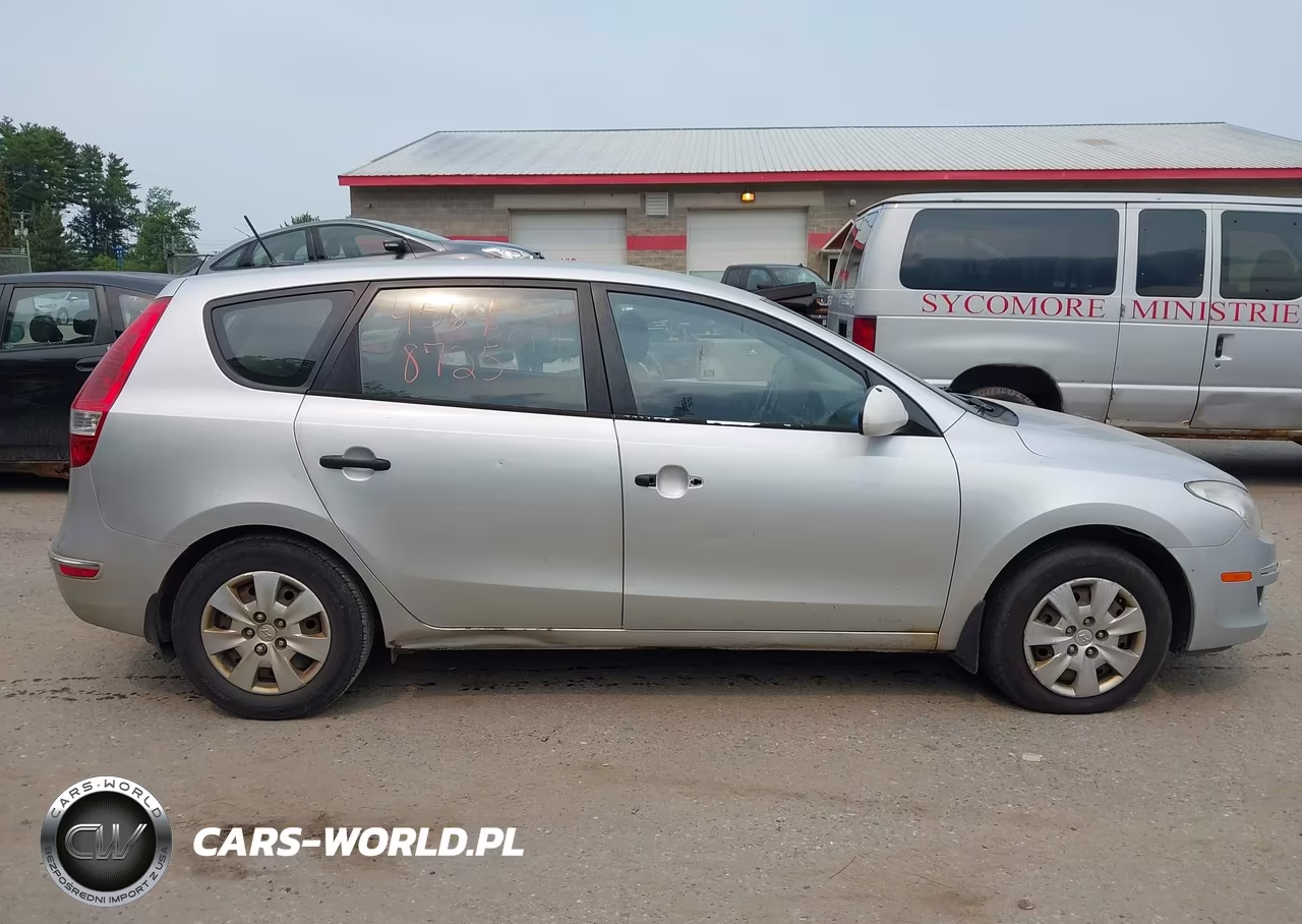 2010 Hyundai Elantra Touring Gls VIN:KMHDB8AE5AU055358 - 13