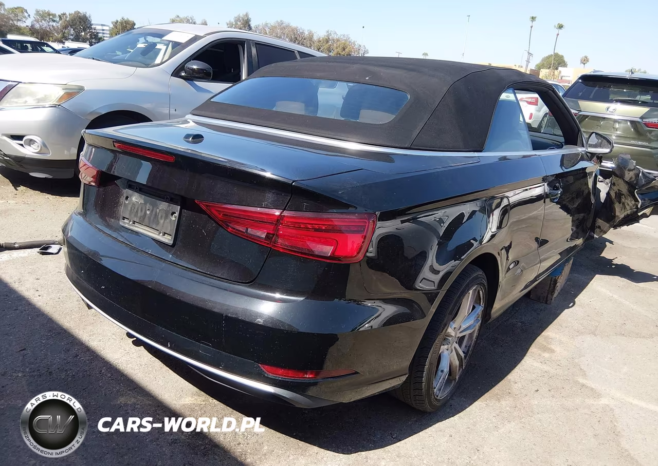 2018 Audi A3 2.0T Premium-2.0T Tech Premium VIN:WAU6ULFF8J1000249 - 4