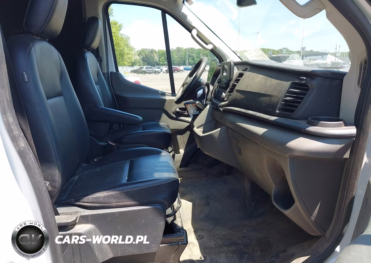 2022 Ford Transit-250 VIN:1FTBR1C86NKA38298 - 5
