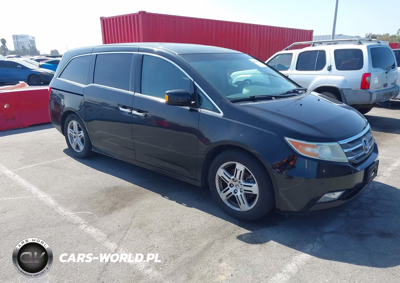 2013 Honda Odyssey Touring-Touring Elite – zdjęcie 1 z 16