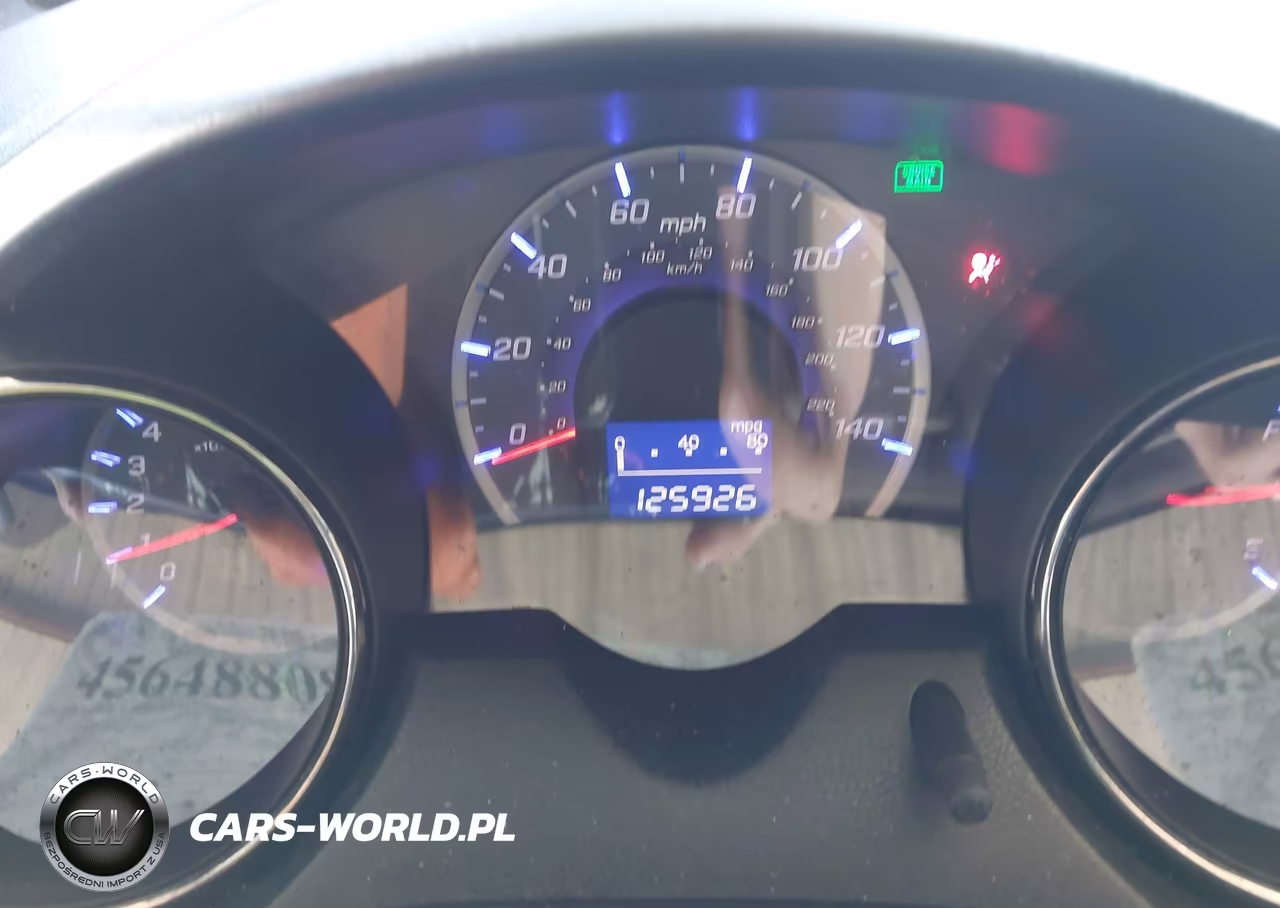 2013 Honda Fit Sport VIN:JHMGE8H59DC036464 - 7
