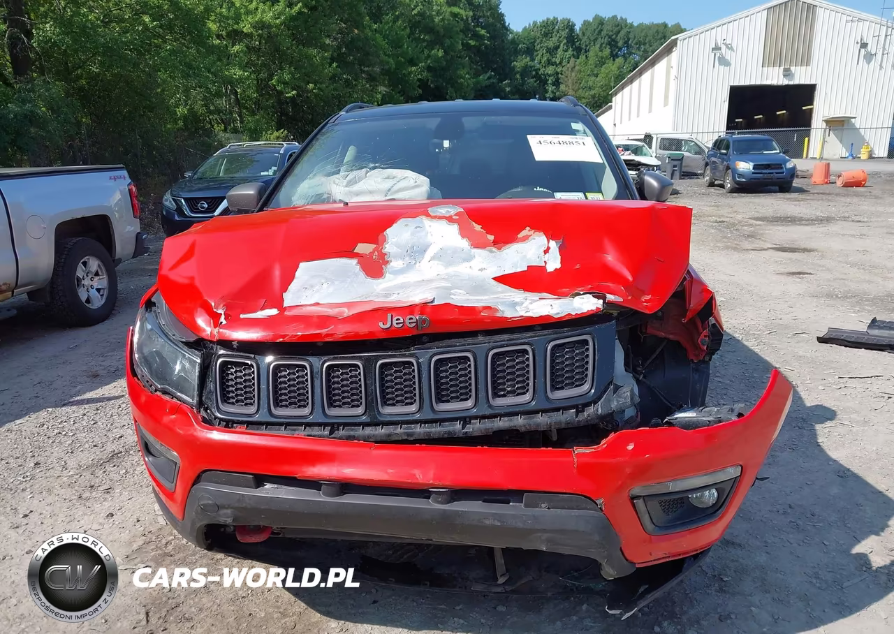2018 Jeep Compass Trailhawk 4X4 VIN:3C4NJDDB0JT255614 - 12