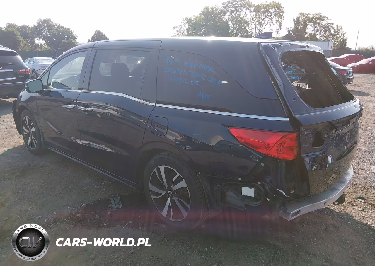 2019 Honda Odyssey Elite VIN:5FNRL6H93KB005623 - 3