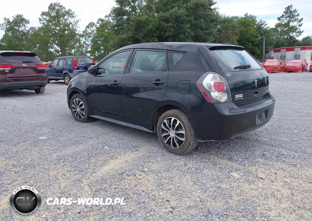 2010 Pontiac Vibe VIN:5Y2SP6E86AZ415407 - 3