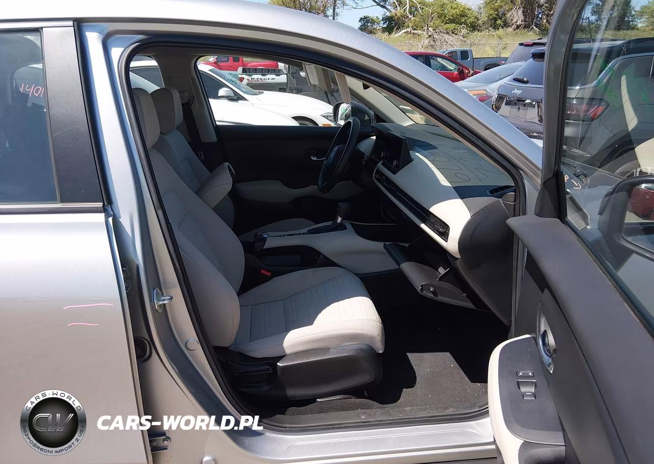 2024 Honda Hr-V Awd Lx VIN:3CZRZ2H39RM766059 - 5