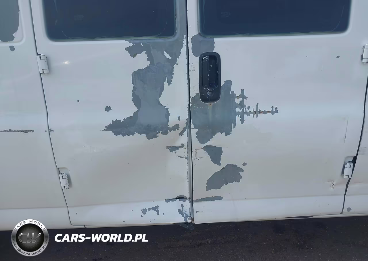 2006 Chevrolet Express Cargo Van Work Van VIN:1GCGG29V961105367 - 6