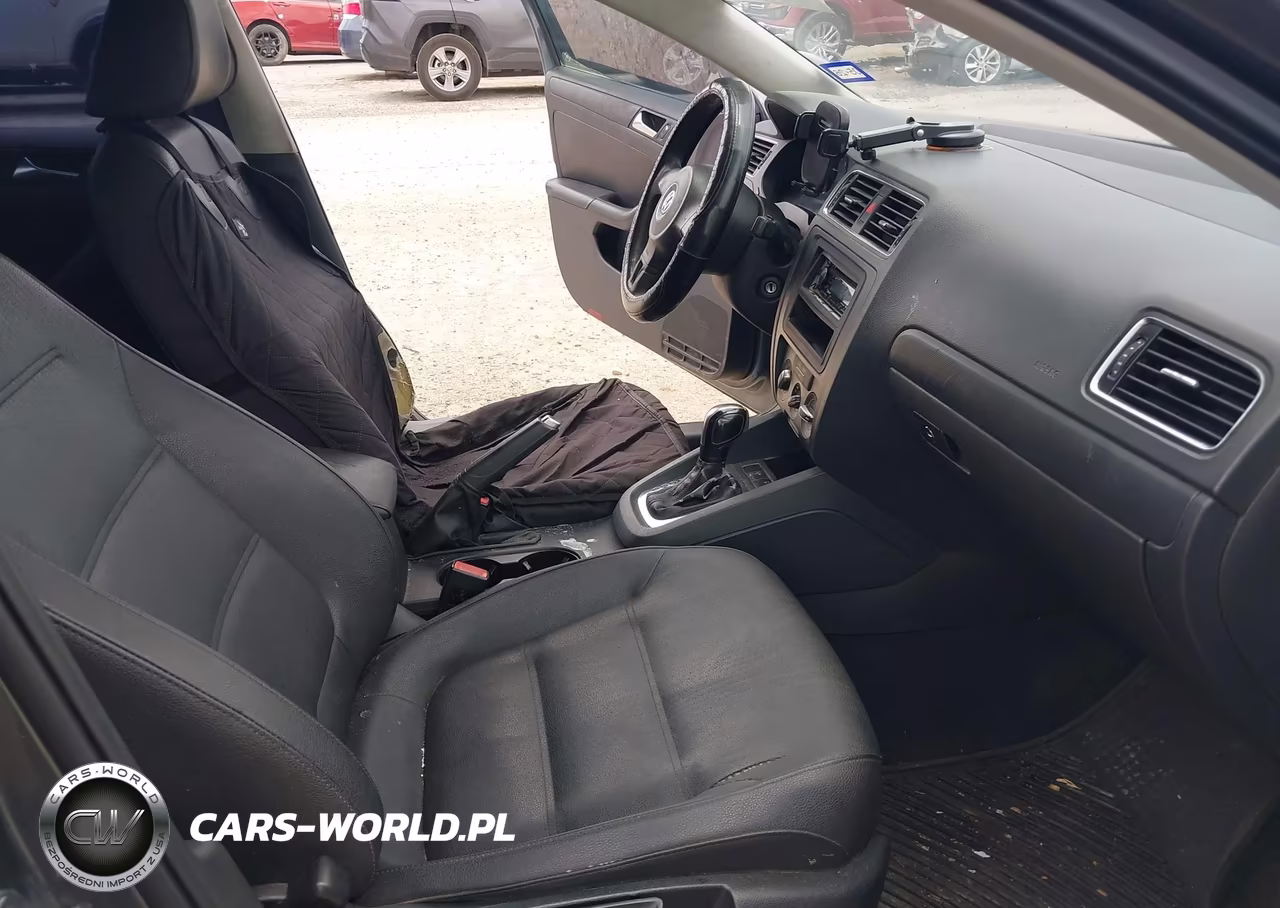 2011 Volkswagen Jetta 2.5L Se VIN:3VWDX7AJ0BM320963 - 5