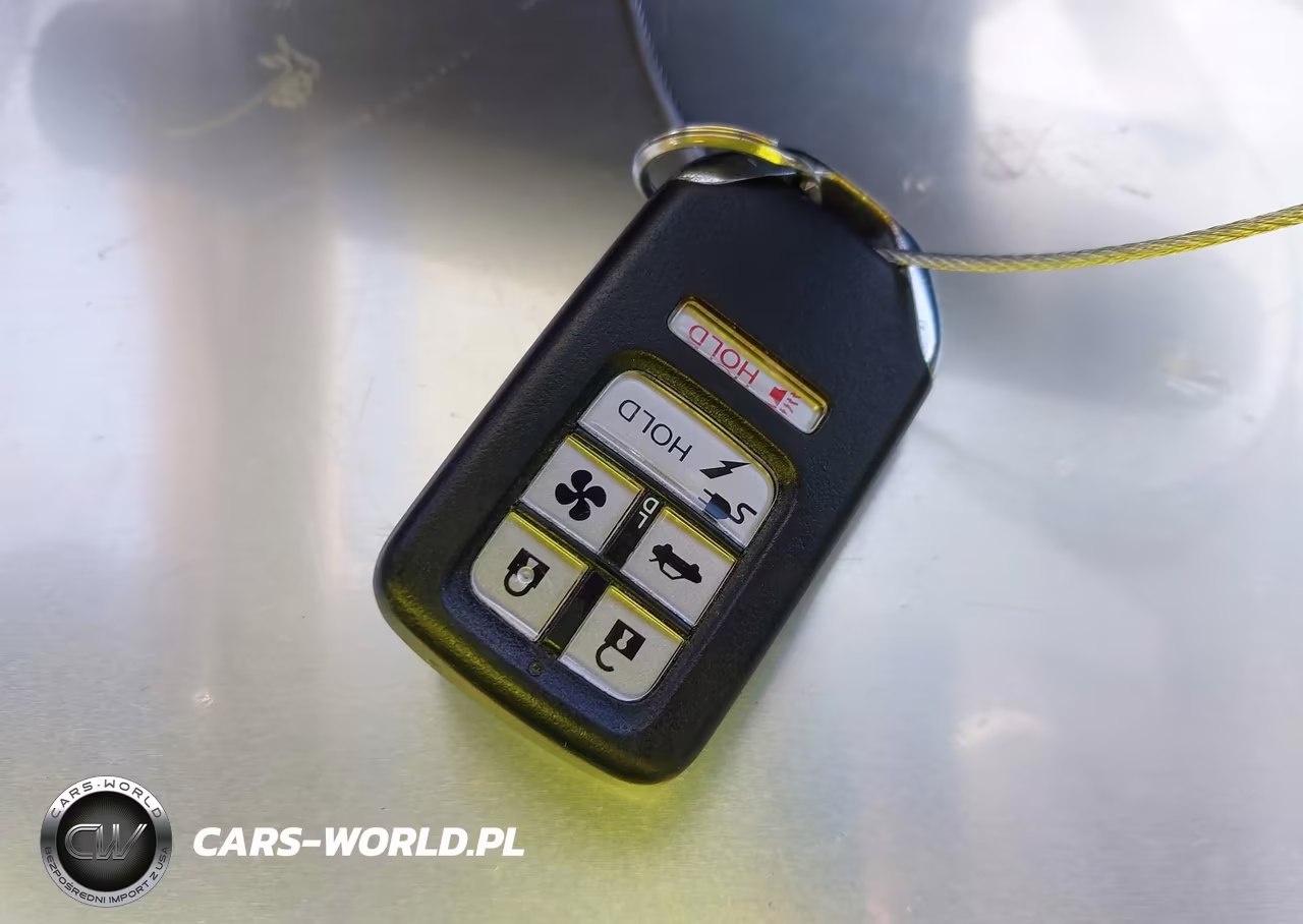 2019 Honda Clarity Plug-In Hybrid VIN:JHMZC5F16KC006820 - 11