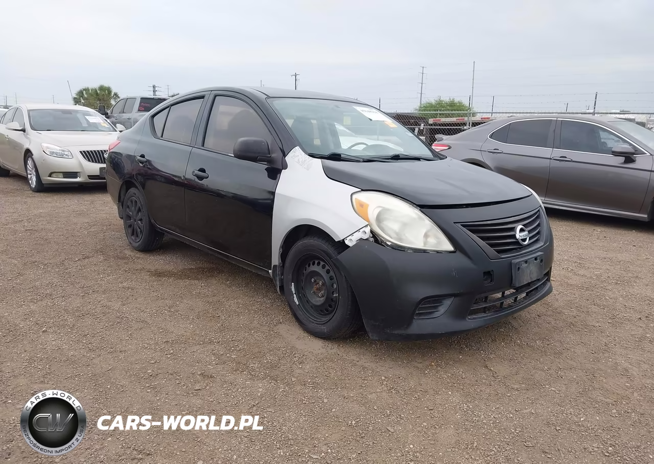 2012 Nissan Versa 1.6 S