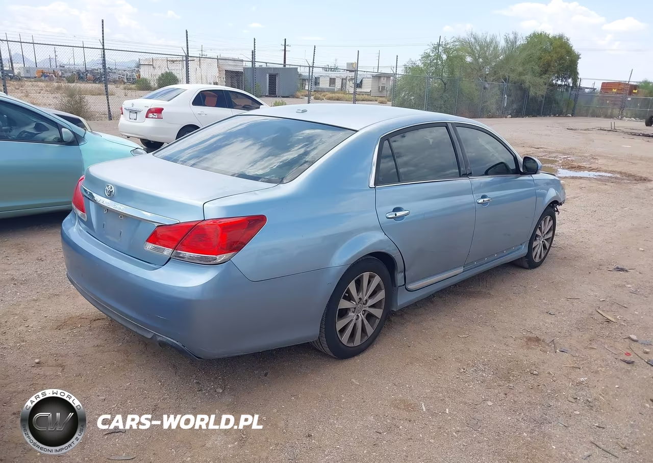 2011 Toyota Avalon Limited VIN:4T1BK3DBXBU371254 - 4