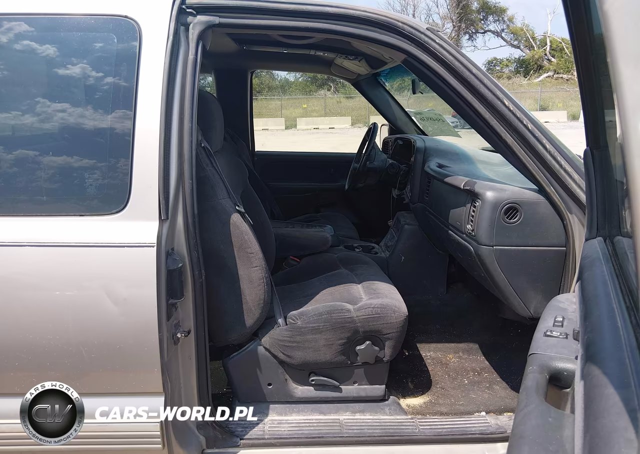 2000 Chevrolet Silverado 1500 Ls VIN:1GCEK19V3YE184370 - 5