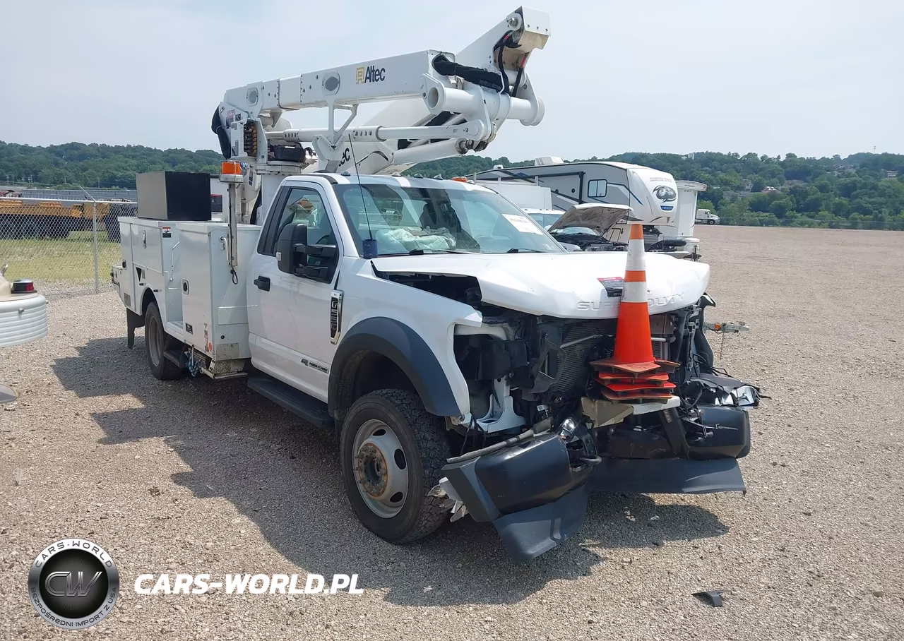 2022 Ford F-550 Chassis Xl VIN:1FDUF5HT5NDA00986 - 1