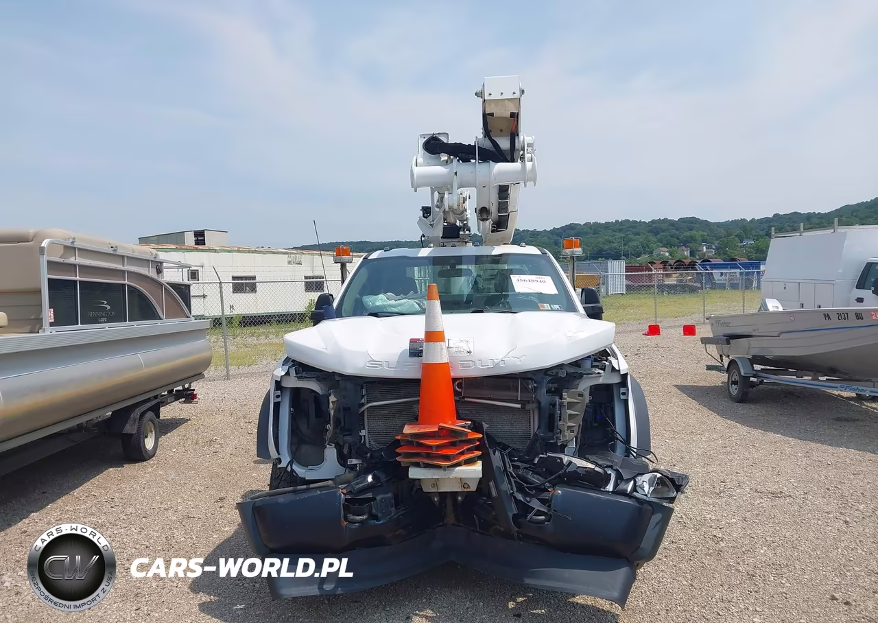 2022 Ford F-550 Chassis Xl VIN:1FDUF5HT5NDA00986 - 13
