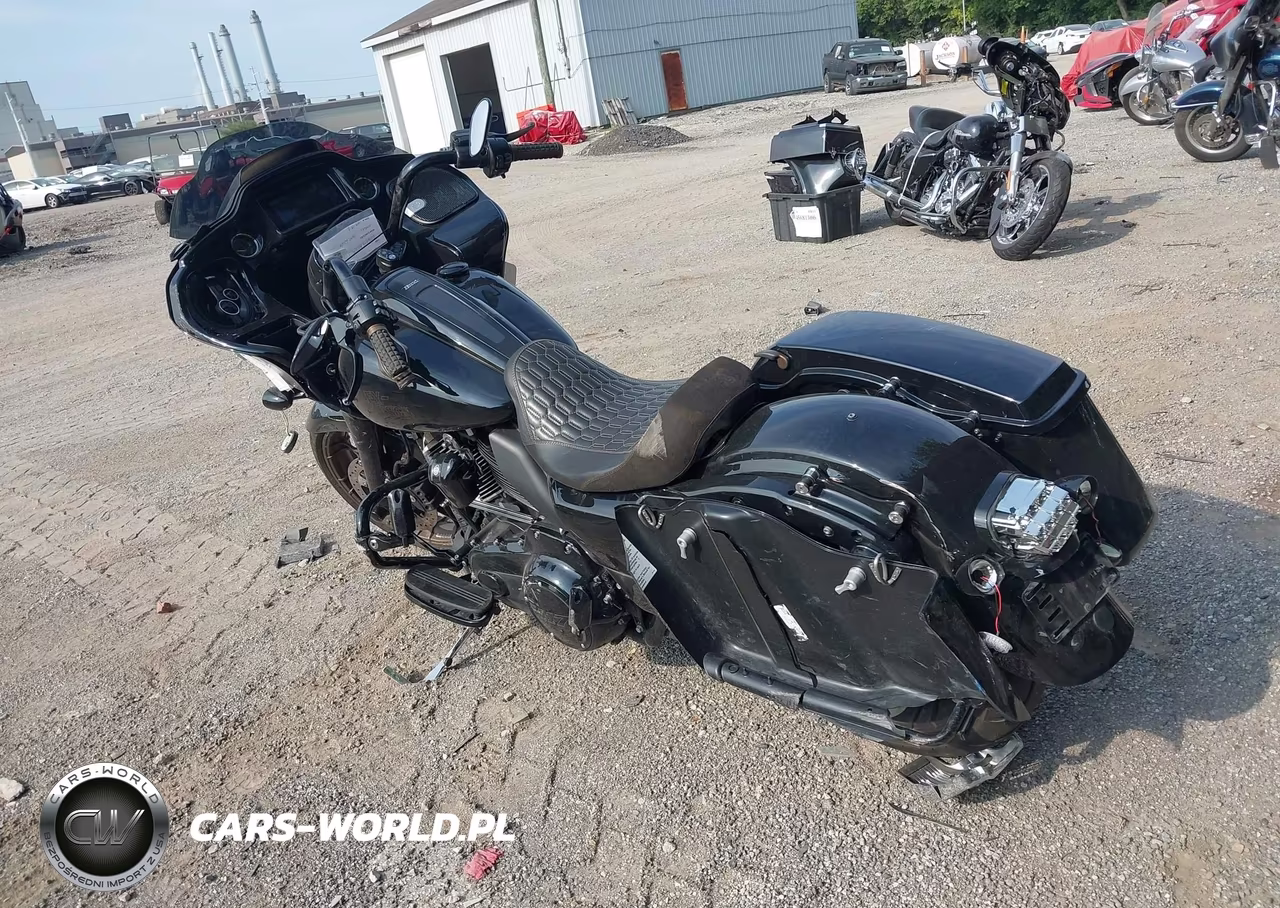 2023 Harley-Davidson Fltrxst VIN:1HD1ACL10PB641153 - 3