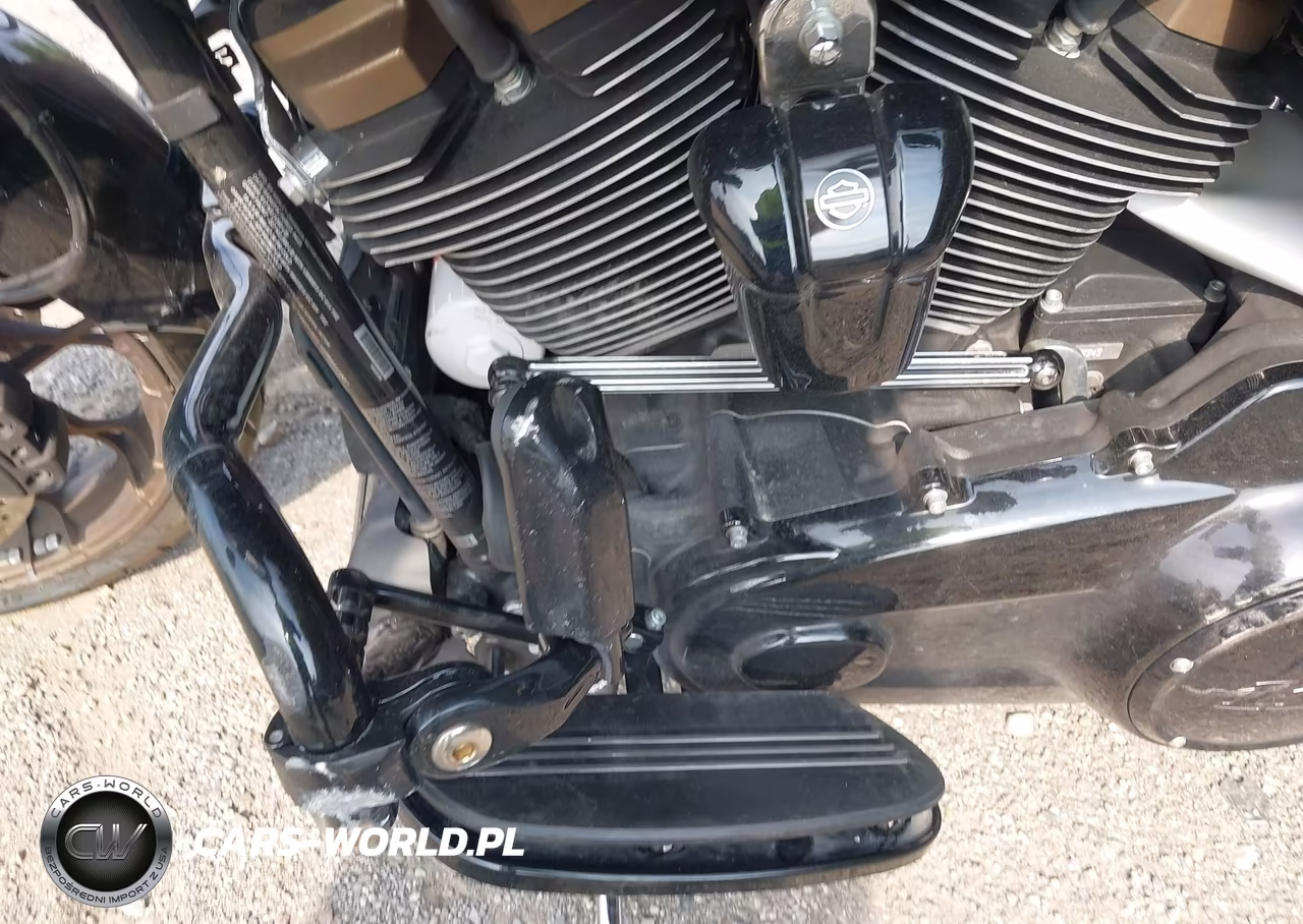 2023 Harley-Davidson Fltrxst VIN:1HD1ACL10PB641153 - 9