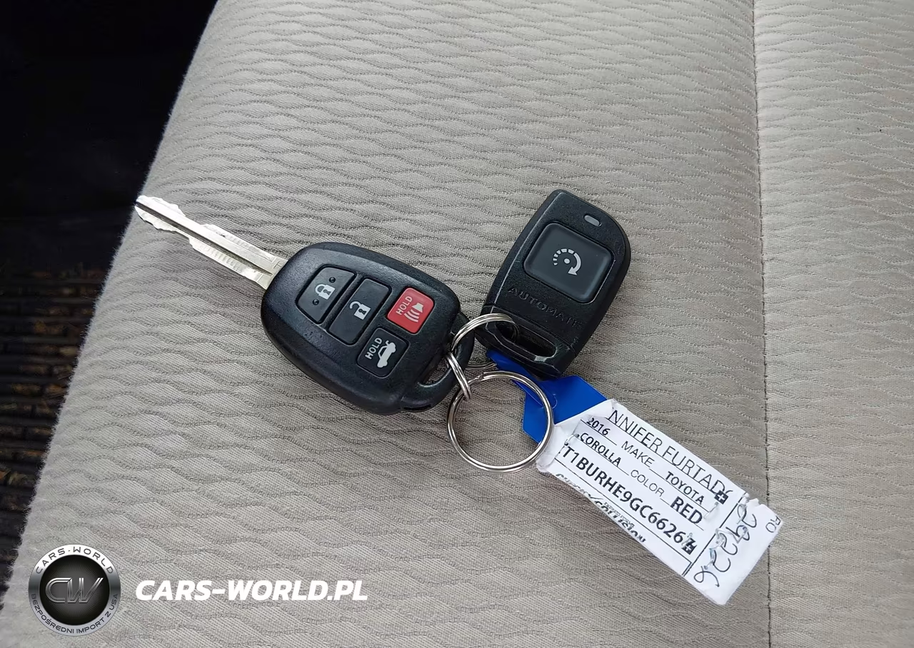 2016 Toyota Corolla Le VIN:2T1BURHE9GC662676 - 11