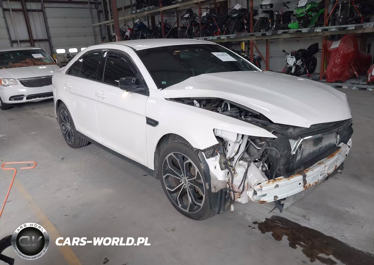 2016 Ford Taurus Sho – zdjęcie 1 z 17