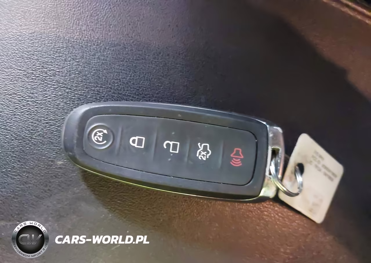 2016 Ford Taurus Sho VIN:1FAHP2KT5GG147066 - 11