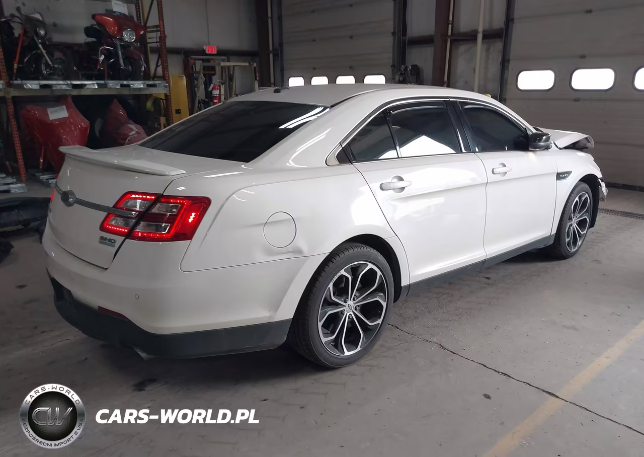 2016 Ford Taurus Sho VIN:1FAHP2KT5GG147066 - 4