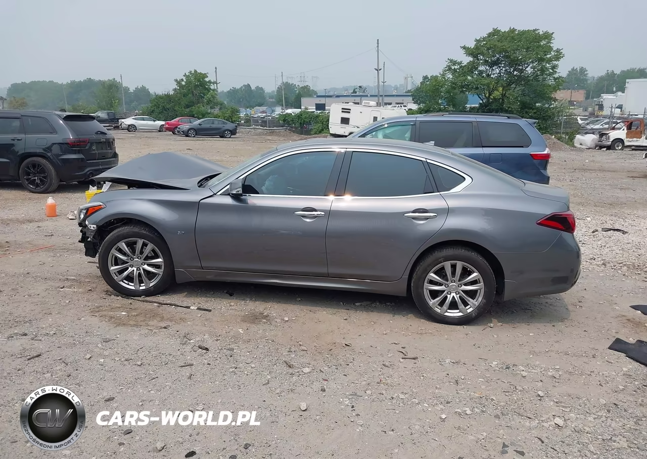 2019 Infiniti Q70 3.7X Luxe VIN:JN1BY1AR2KM585909 - 14