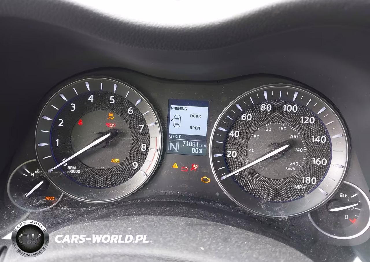 2019 Infiniti Q70 3.7X Luxe VIN:JN1BY1AR2KM585909 - 7