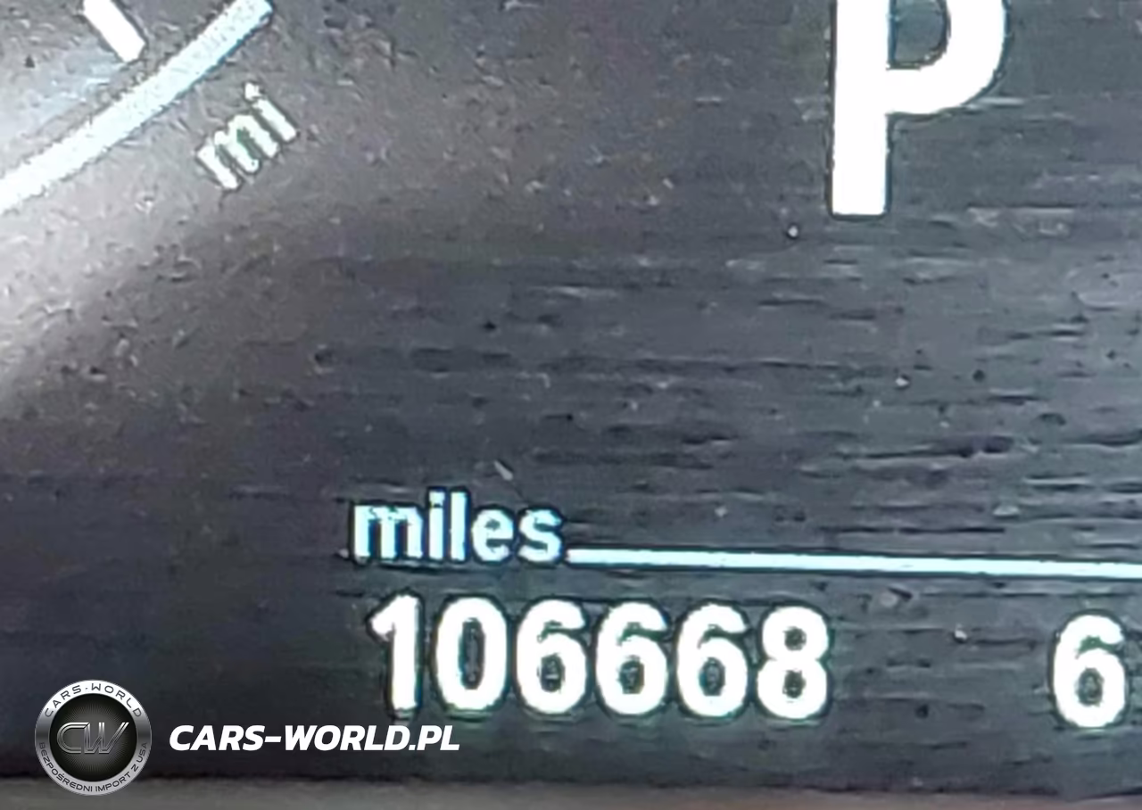2017 BMW M6 VIN:WBS6G9C54HD932328 - 7