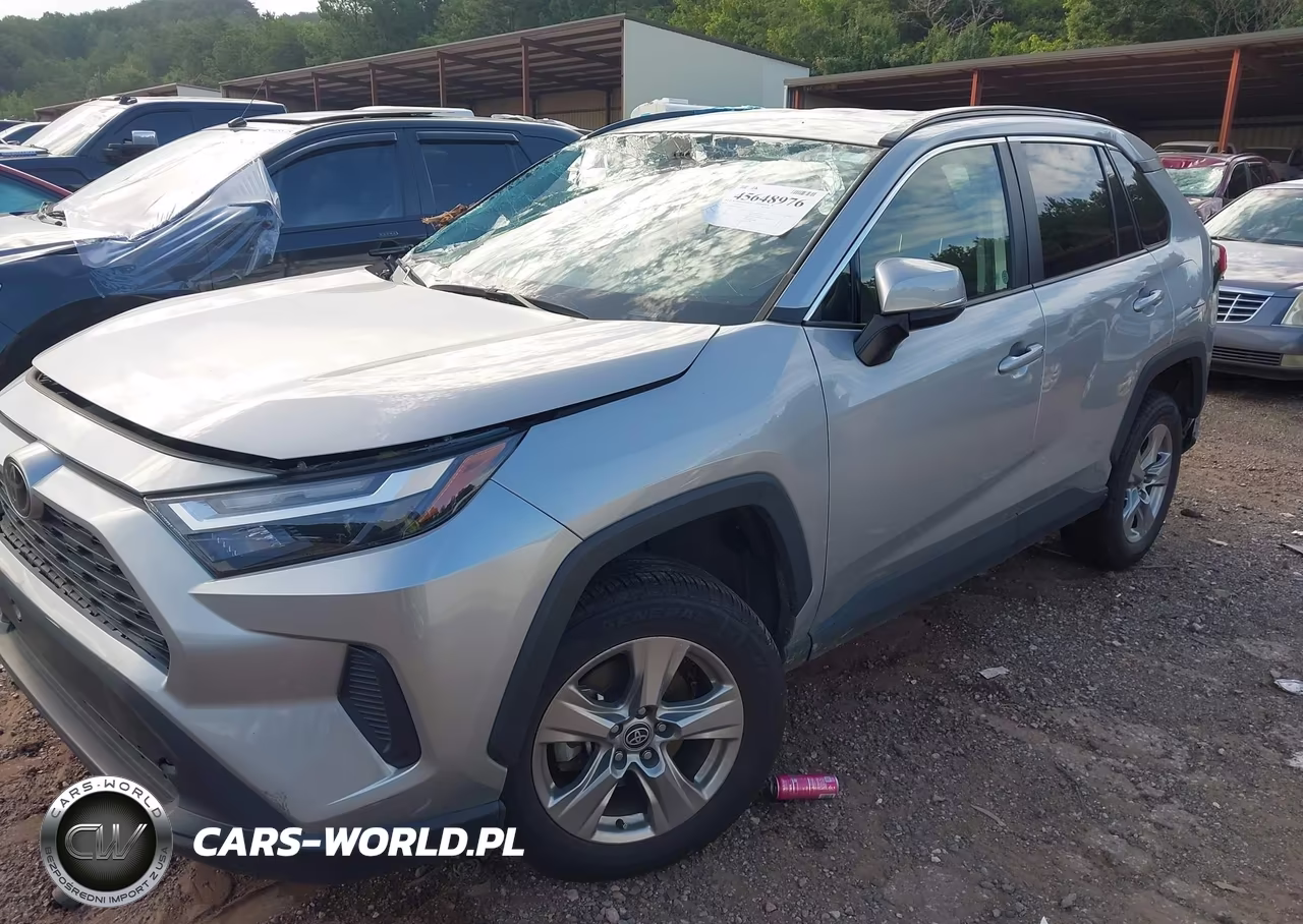 2023 Toyota Rav4 Xle VIN:2T3W1RFV0PW251296 - 2