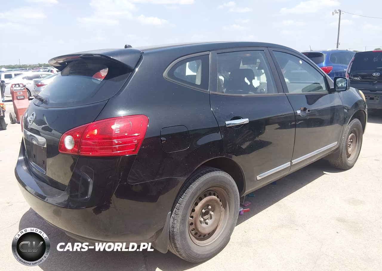 2013 Nissan Rogue S VIN:JN8AS5MT8DW506201 - 4