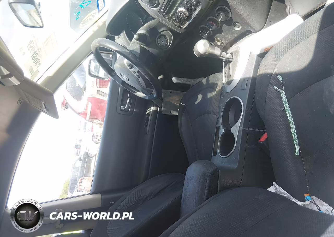 2013 Nissan Rogue S VIN:JN8AS5MT8DW506201 - 5