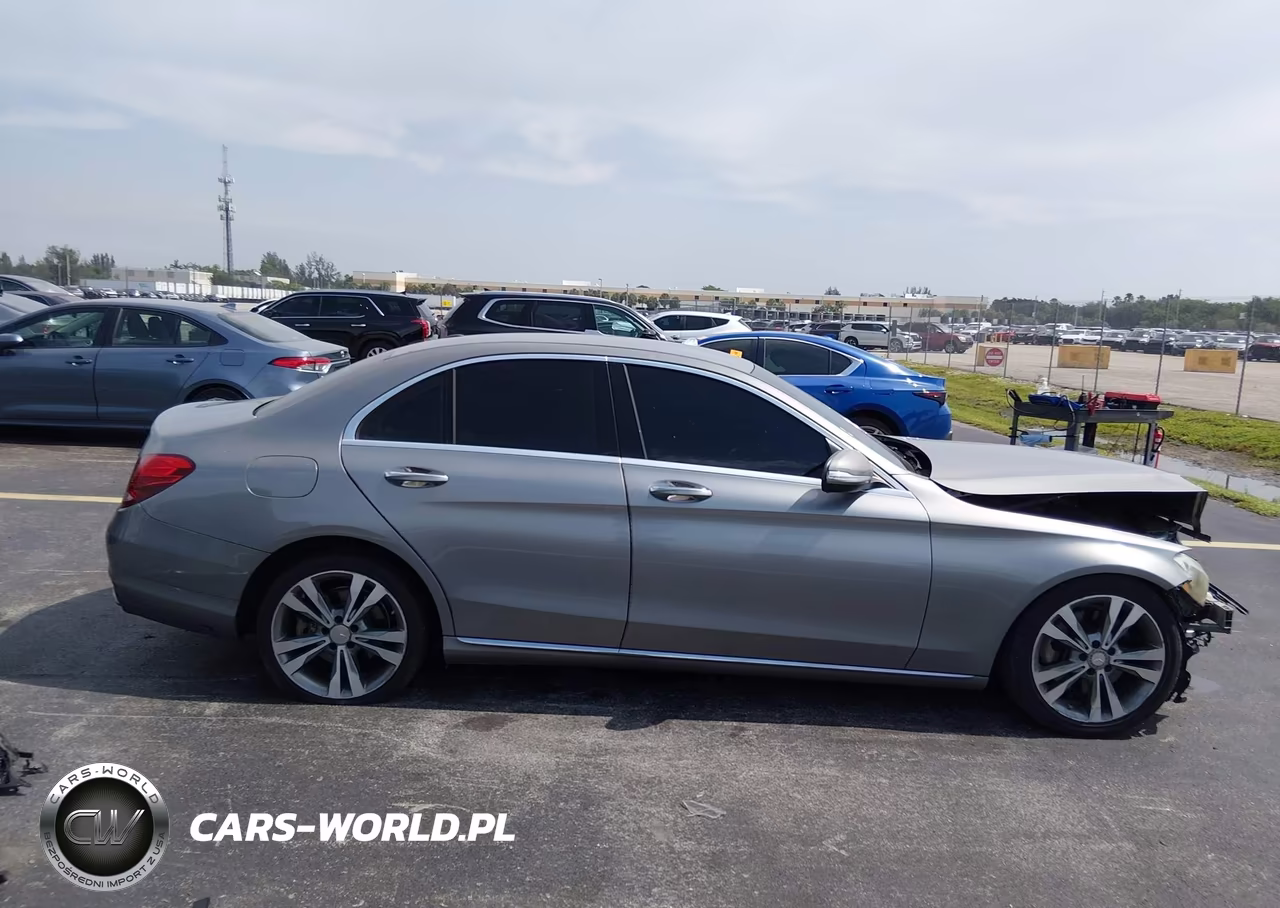 2015 Mercedes-Benz C 300 VIN:55SWF4JB0FU093224 - 14