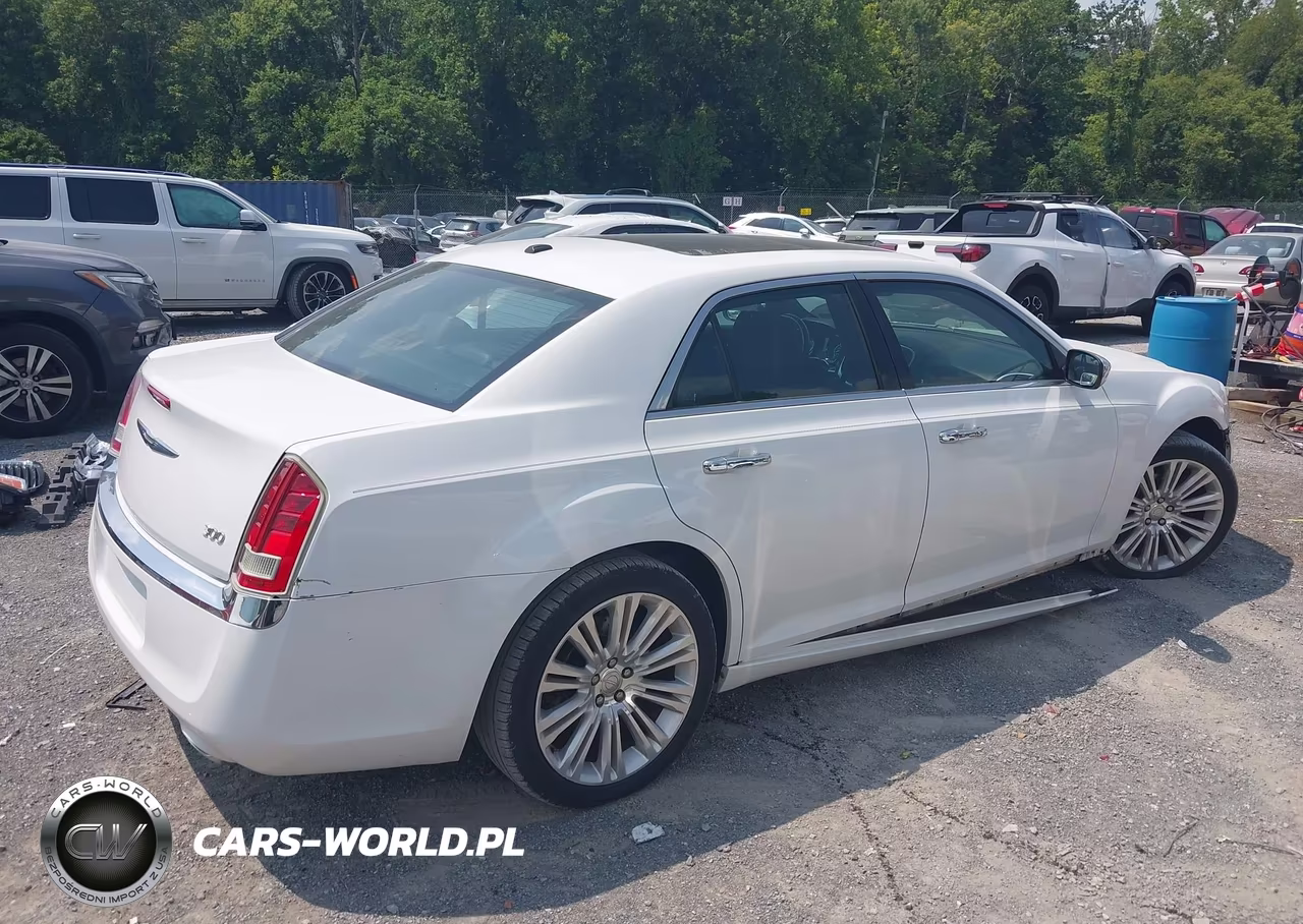 2011 Chrysler 300 Limited VIN:2C3CA5CG1BH564193 - 14