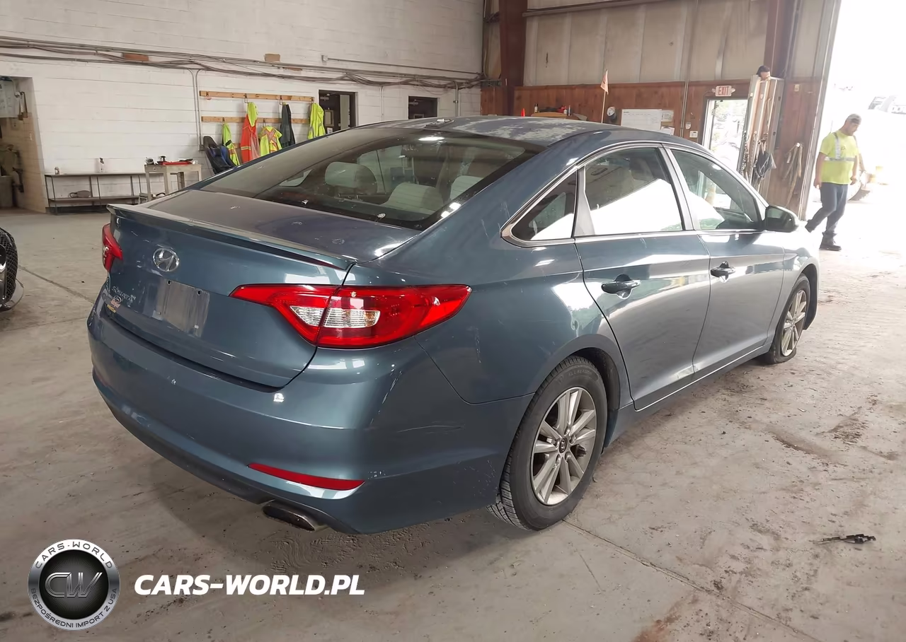 2015 Hyundai Sonata Se VIN:5NPE24AF5FH080093 - 4