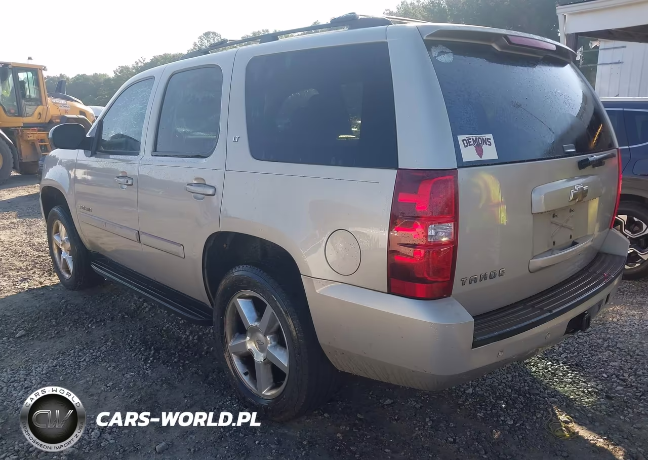 2008 Chevrolet Tahoe Lt VIN:1GNFC13J48R183896 - 3
